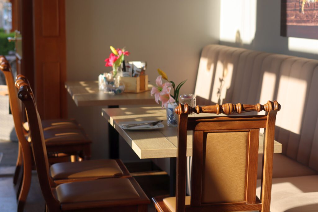 Restaurrant_Levis_08_Frühstücks_Abendessen_Tisch